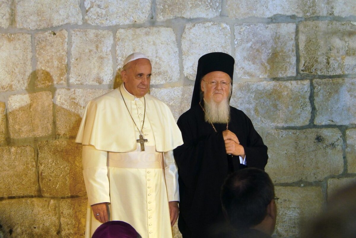 Papa Franjo i carigradski patrijarh Bartolomej I./Foto: Nir Hason, CC BY-SA 3.0/Wikimedia Commons